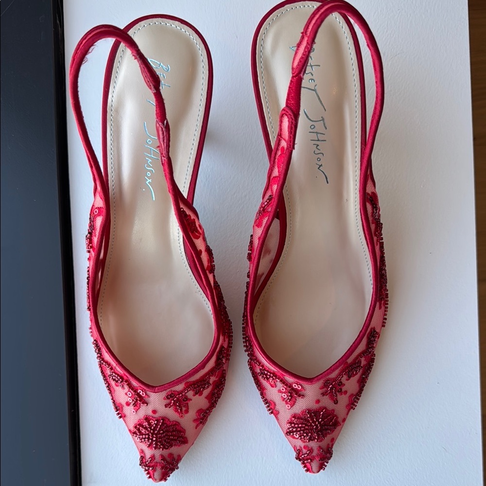 Betsey Johnson Red Closed Toe Slingback Heels with Mesh and Sequins Women’s 8.5